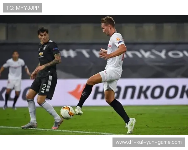 球队在客场逆转取胜再次展示韧性与心理素质，足球逆转